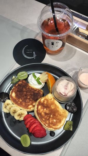 Cat pancakes at Vegan Cafe Tsukineko in Osaka