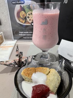   at Vegan Cafe Tsukineko in Osaka