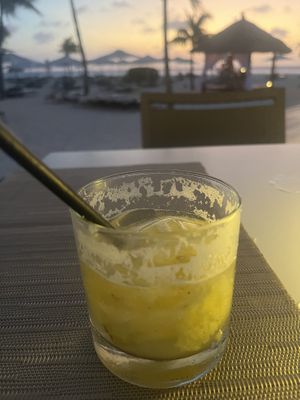 Non alcoholic cocktail Kiwi Fizz  at Elements Restaurant in Oranjestad