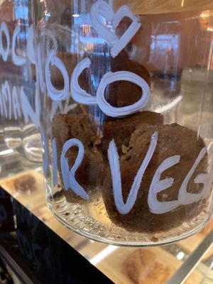 Vegan cookie at Corde Coffee  in Geneva