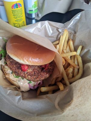 Veganburgaren (135 SEK) - 4.5/5 at Burgers & Buns  in Orsa