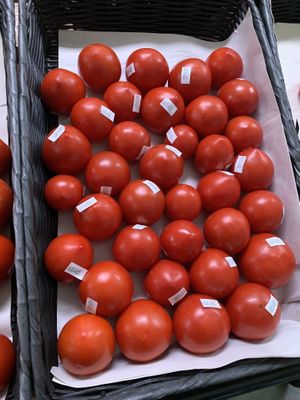 Look at these beauties! 🍅  at Rose Hill Farm Stop in Bloomington