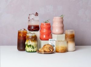 A variety of beverages  at Jigoonorae - 지구를위한노래 in Seoul