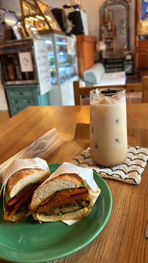   at Jigoonorae - 지구를위한노래 in Seoul