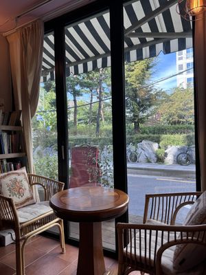   at Jigoonorae - 지구를위한노래 in Seoul