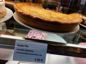 apple cake at Goodies Berlin - Friedrichshain in Berlin