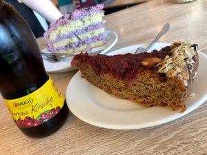 cake & juice at Goodies Berlin - Friedrichshain in Berlin