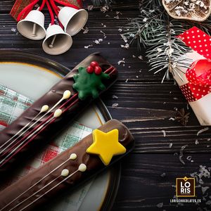 ¡Endulza tus fiestas con nuestros turrones! Edición limitada para sorprender con un regalo que nunca olvidarán. 100% veganos, sin lactosa y sin gluten. at LORIS CHOCOLATES in Valencia