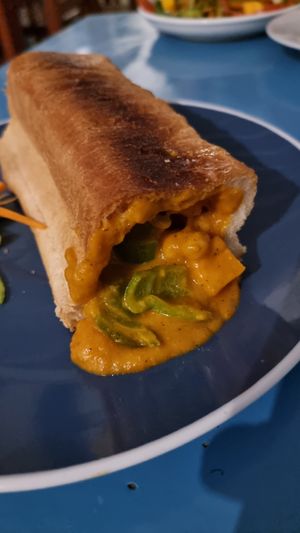 Bunny Chow at Lazuli in Zanzibar