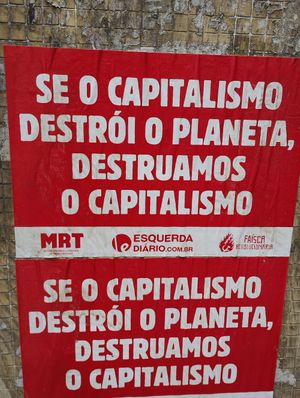 Sem capitalismo deve ser melhor .. at Mato Bar in Porto Alegre