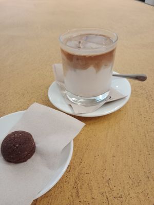 Little chocolate energy ball (was alright) at Cortese in Florence