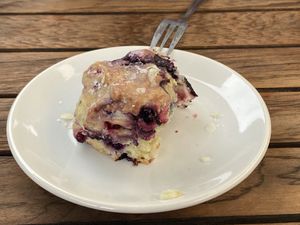 Scone  at Goodies Berlin - Schlachtensee in Berlin