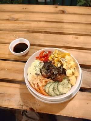 Poke Bowl 🥣 at Organica Lounge Kandy in Kandy