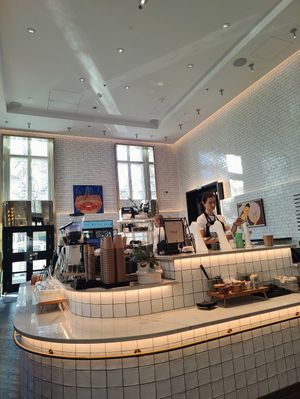 Center at Elias Coffee Shop in Vienna