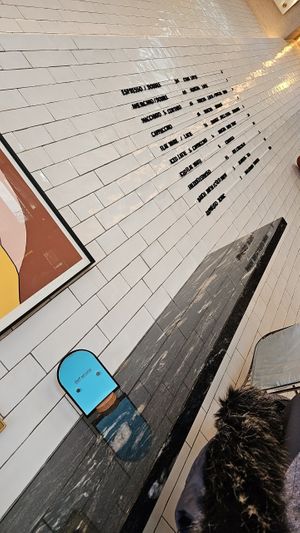  at Elias Coffee Shop in Vienna