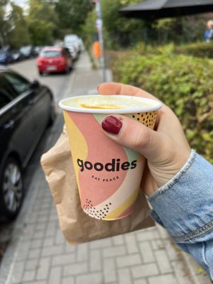 Great Kurkuma Latte   at Goodies Berlin - Globetrotter - Maybe closed in Berlin