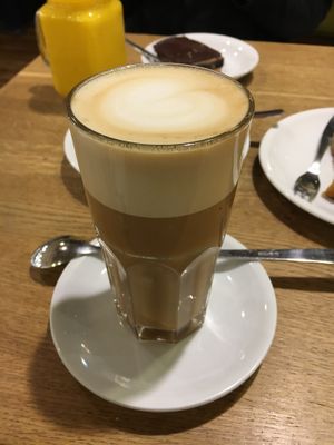 caramel coffee with oat milk  at Goodies Berlin - Globetrotter - Maybe closed in Berlin