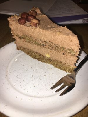hazelnut cake at Goodies Berlin - Globetrotter - Maybe closed in Berlin