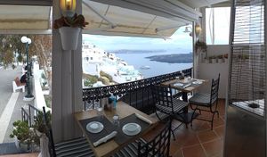  at Vanilia in Santorini