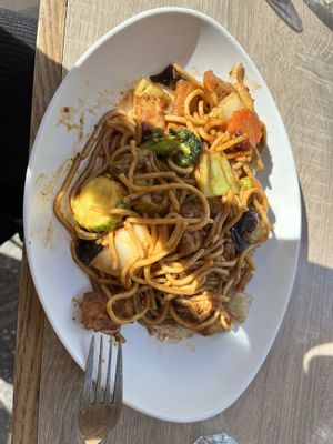 Wok with tofu  at Chee Is Thaï in Casablanca