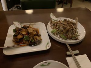 Stir fried tofu & mushrooms in medium spicy sauce w/ ho fun noodles (all gluten-free) #Veganuary at Tofu Vegan - Charlotte in London