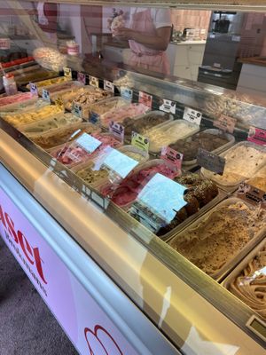 lots of vegan & gluten free ice cream  at Brokmans Ishuset in Lemvig