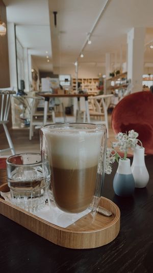 Kaffee mit Hafermilch   at Schauplats in Axams