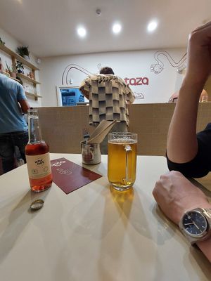 Bar at Taza Sandwiches in Lisbon