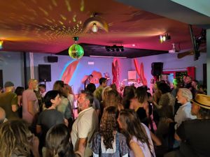  at Bank in Marmelete