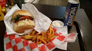 Burger with mushrooms at VG in Paris