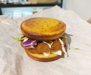 Keto Vegetarian McGriddles 生酮熱香餅 素吉列豬扒漢堡 at Loft @ Green Mama 素娘娘 in Kowloon