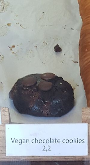 Vegan cookie at Red Jαne Bakery in Crete