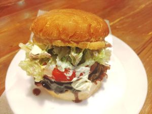 ベジバーガー #Veganuary at Bean's Goody in Kyoto