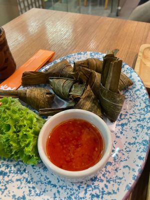 😃 at Teng Bespoke Vegetarian Restaurant - 藤 in Central Singapore