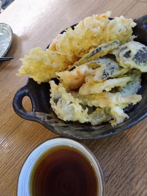 7 kind tempura $16 at Teng Bespoke Vegetarian Restaurant - 藤 in Central Singapore