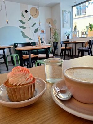  at Miri‘s Café in Passau