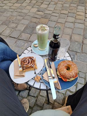  at Miri‘s Café in Passau