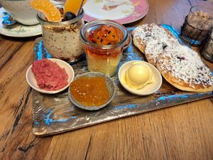 Veganes Frühstück at Café Wolke 7 in Neuwied