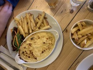 Mac and cheese at Mono in Glasgow