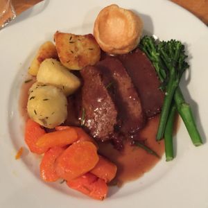 heavenly Sunday roast served with red wine gravely and beef style seitan  at Mono in Glasgow