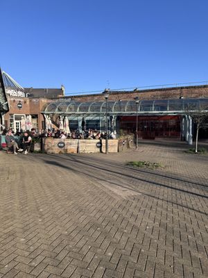 Glasgow : a tropical paradise   at Mono in Glasgow