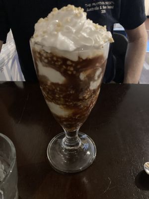 Fudge sundae  at Mono in Glasgow