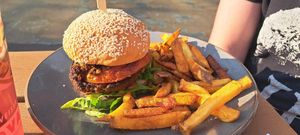 Burger & chips at Mono in Glasgow
