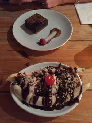 Banana split and avocado brownie at Mono in Glasgow