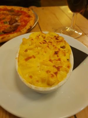 Mini mac and cheese at Mono in Glasgow