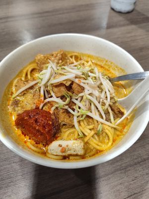 Laksa 5 at Origanics Vegetarian - Woodleigh - 启点 in Central Singapore