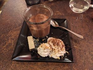 Mousse au chocolat at Ô Petits Pâtons in Toulouse