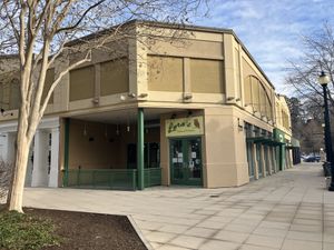 Location at mall  at Lyra's Natural Kitchen in Richmond