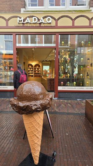 Front at Madaq Chocolatier  in Haarlem