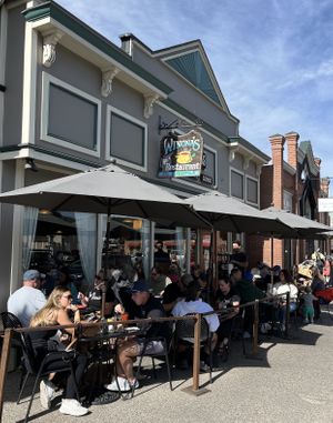 Long wait times to get in  at Winona's in Steamboat Springs